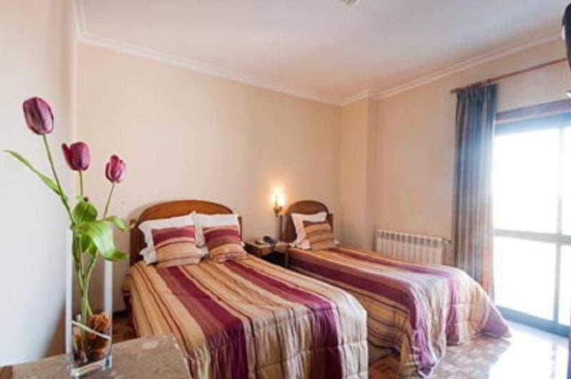 Ferrinho Hotel Гуарда Екстериор снимка